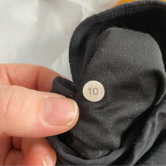 Lululemon Black Studio Pants (Unlined) Size 10 - Picture 4 of 4